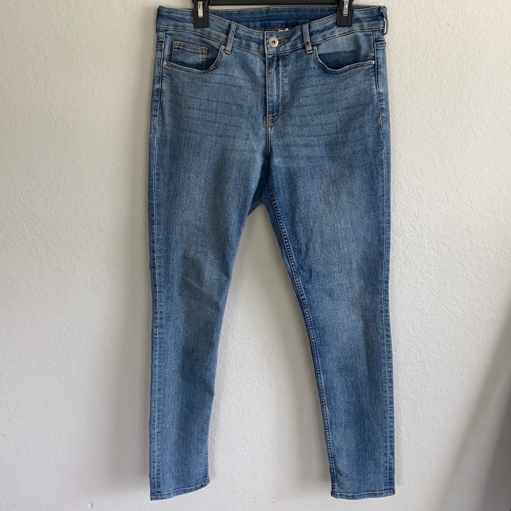 H&M skinny jeans